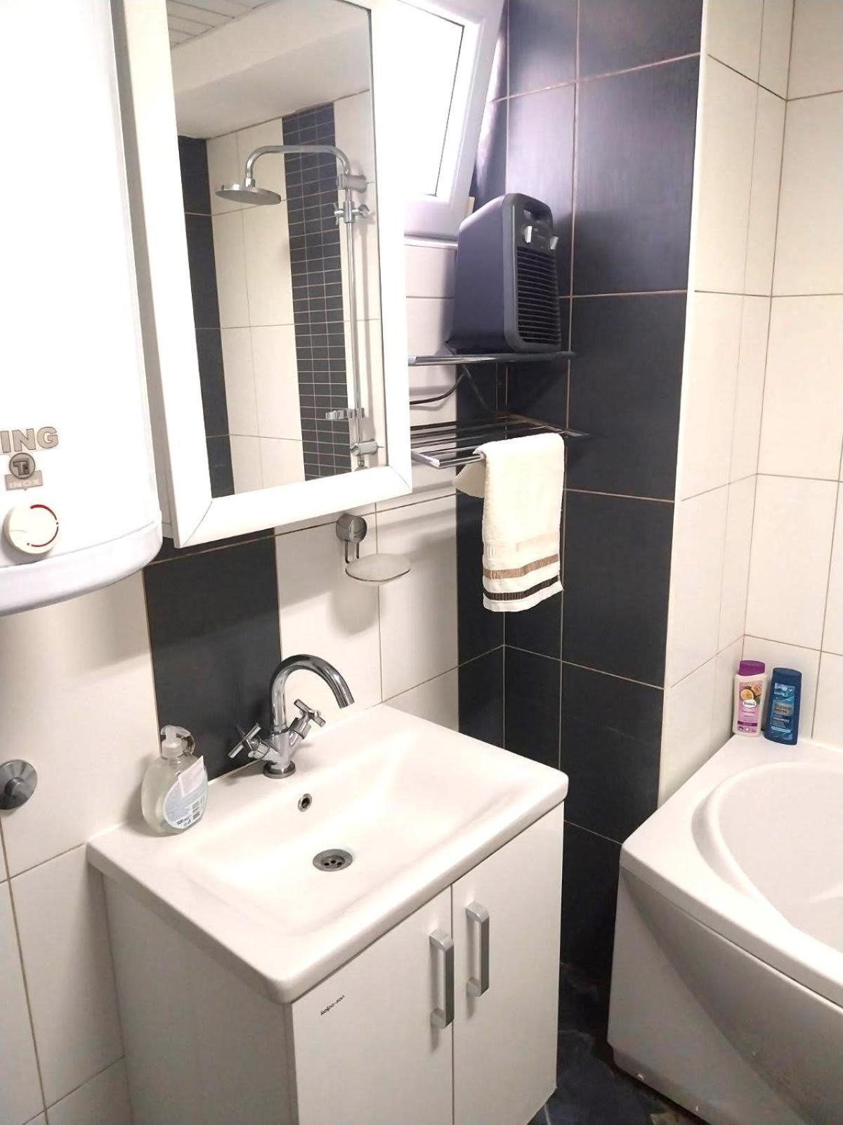 2 Apartament