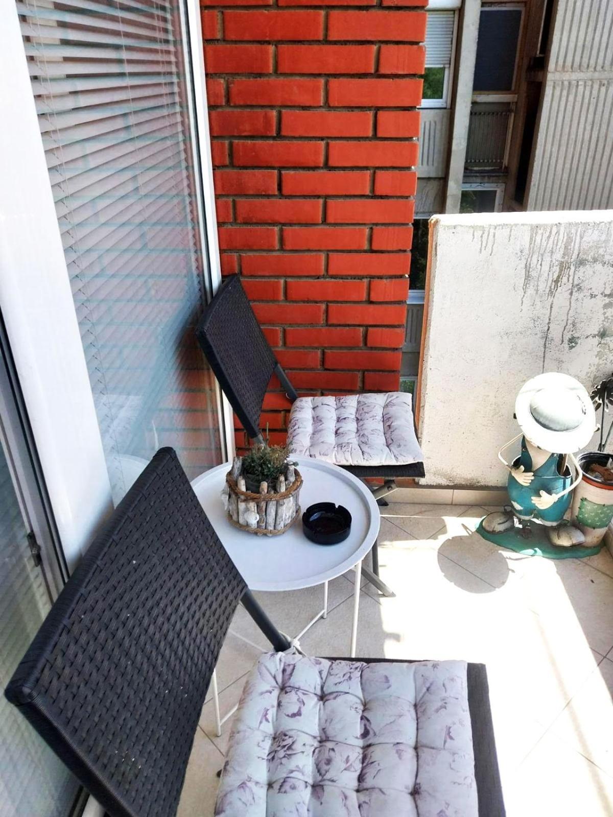 Apartament 2 *